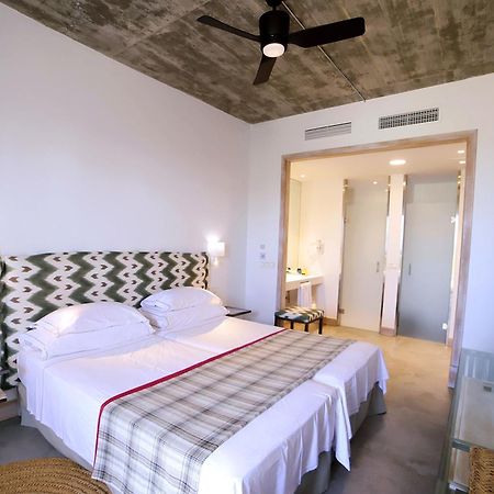 Hacienda El Rosalejo Guest House Villamartin  Bagian luar foto