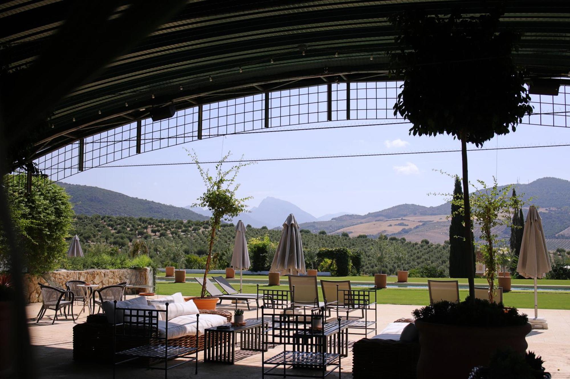 Hacienda El Rosalejo Guest House Villamartin  Bagian luar foto