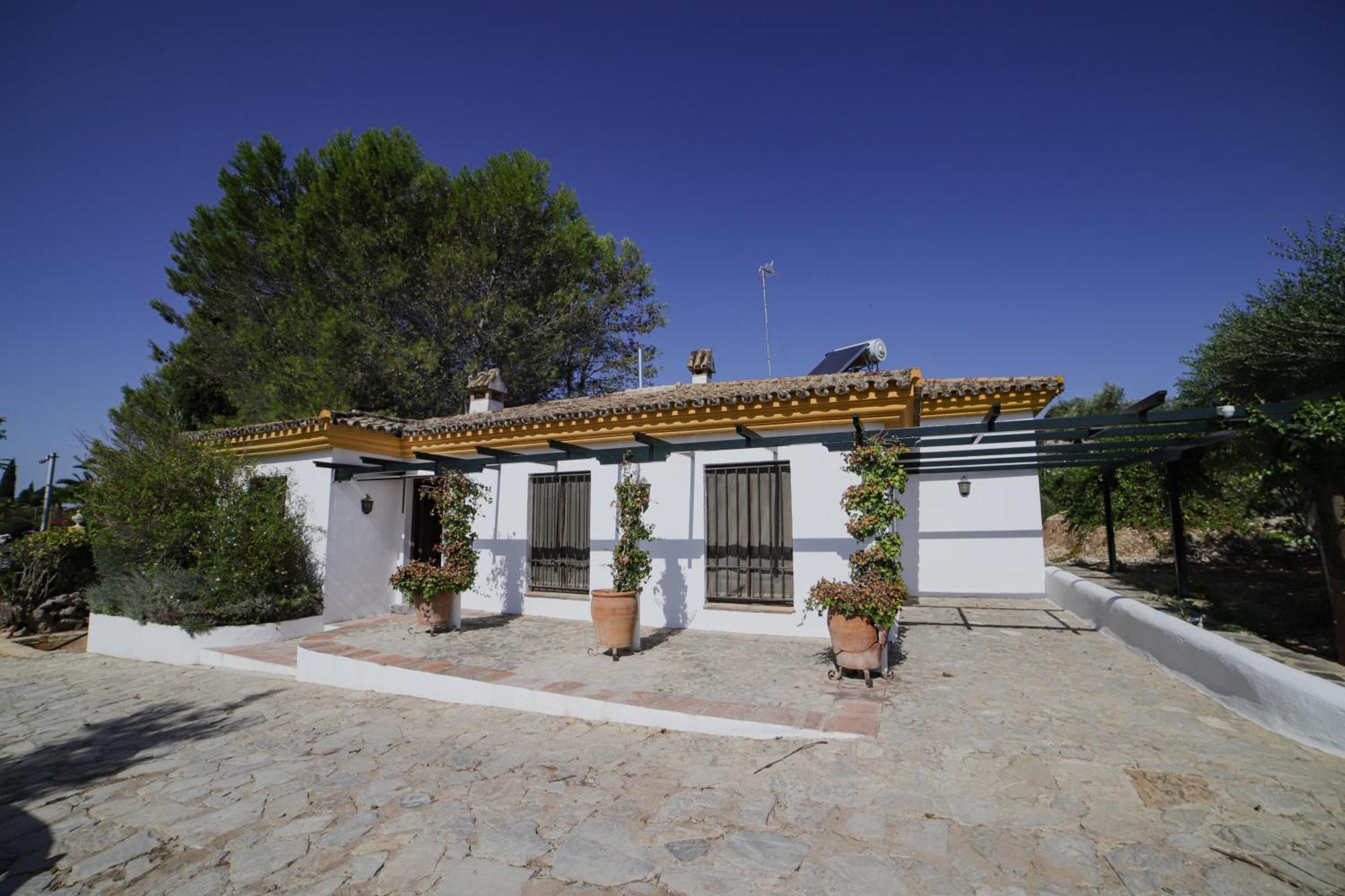 Hacienda El Rosalejo Guest House Villamartin  Bagian luar foto