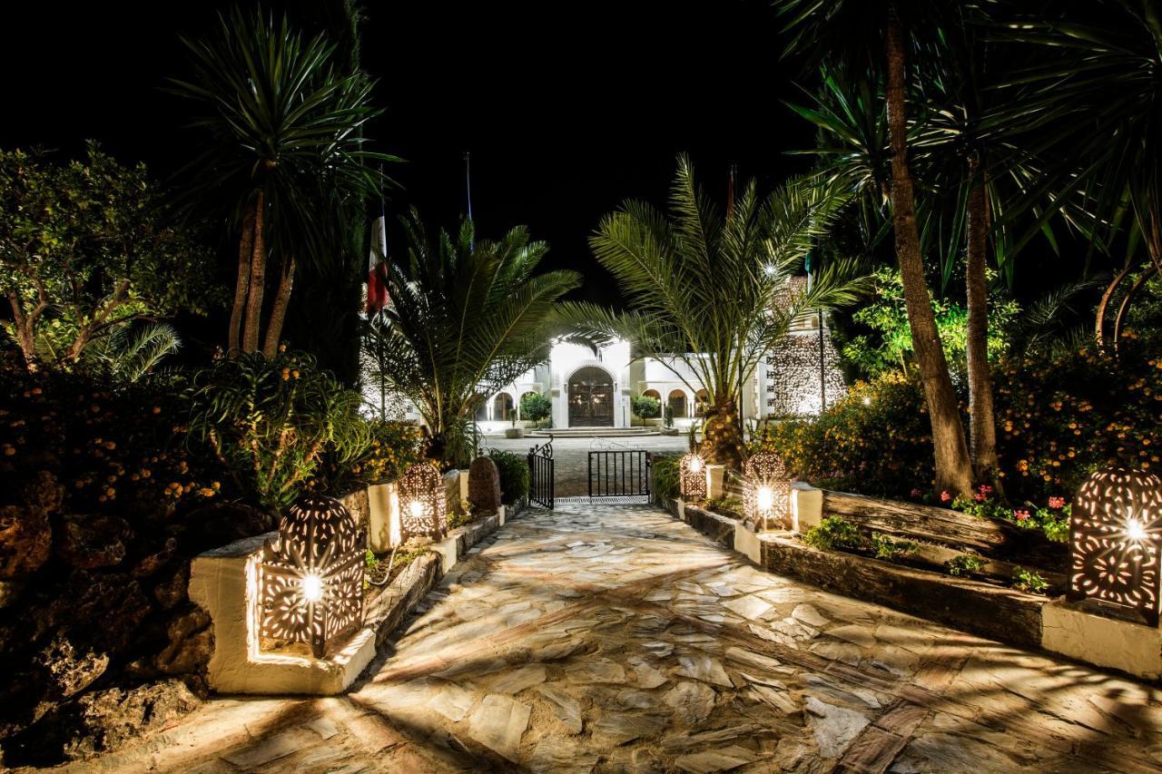 Hacienda El Rosalejo Guest House Villamartin  Bagian luar foto