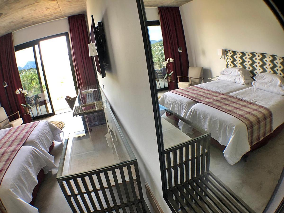 Hacienda El Rosalejo Guest House Villamartin  Bagian luar foto